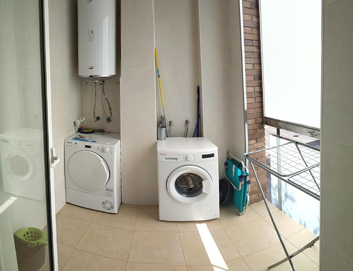 Tarragonaapartments Arrabassada Beach Bagian luar foto