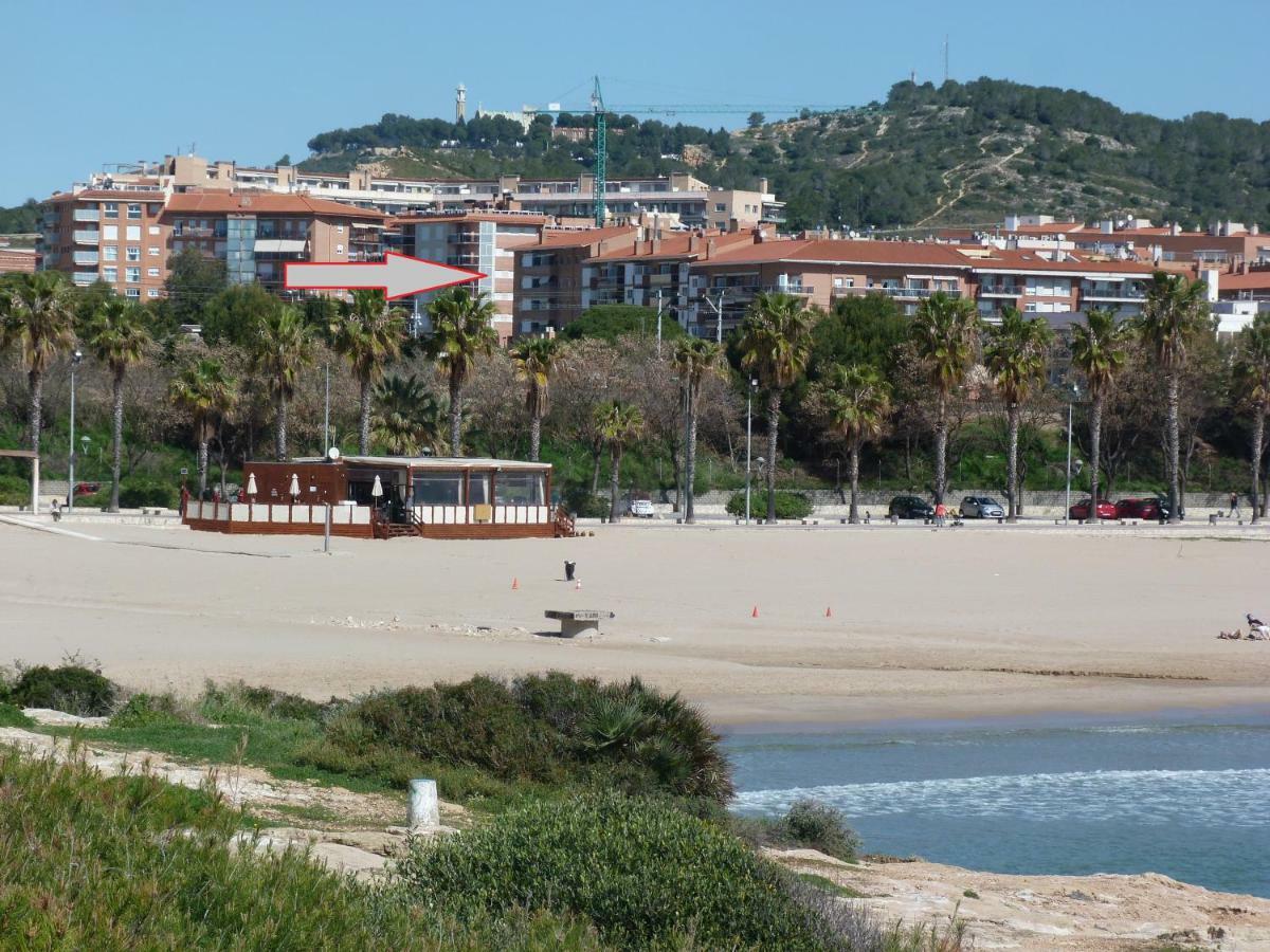Tarragonaapartments Arrabassada Beach Bagian luar foto